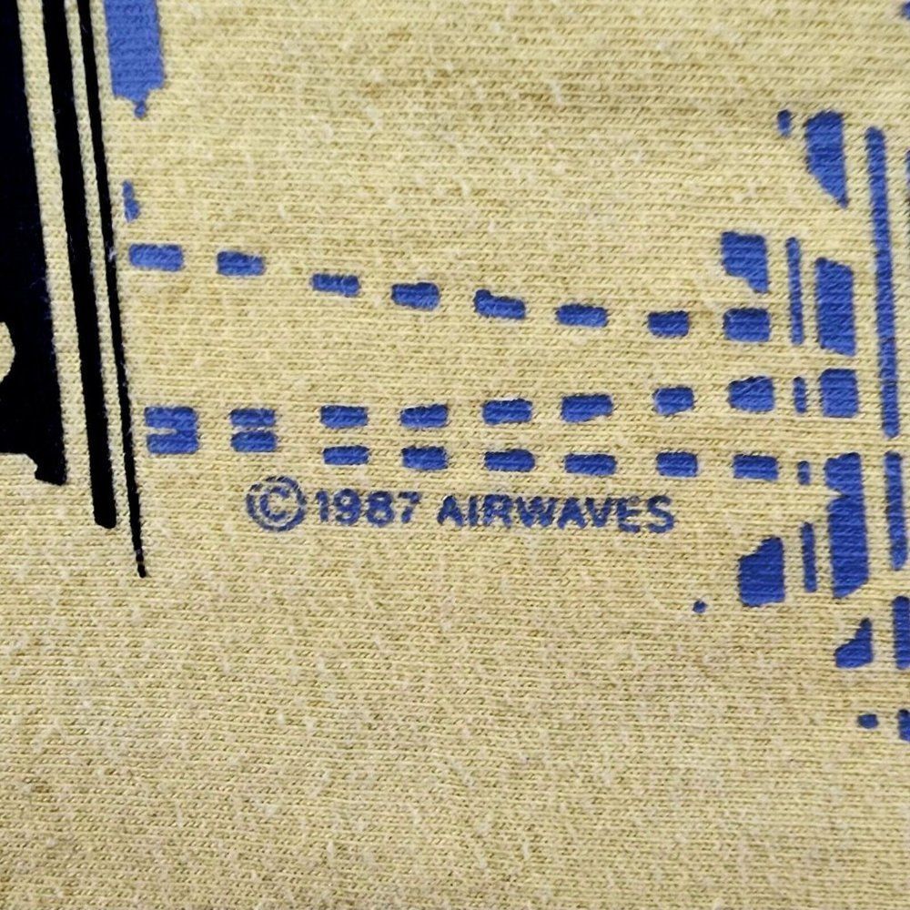 Air Waves Beach Sunset 1987 Single Stitch USA Shirt Yellow Vintage Men Size XL - Picture 3 of 6